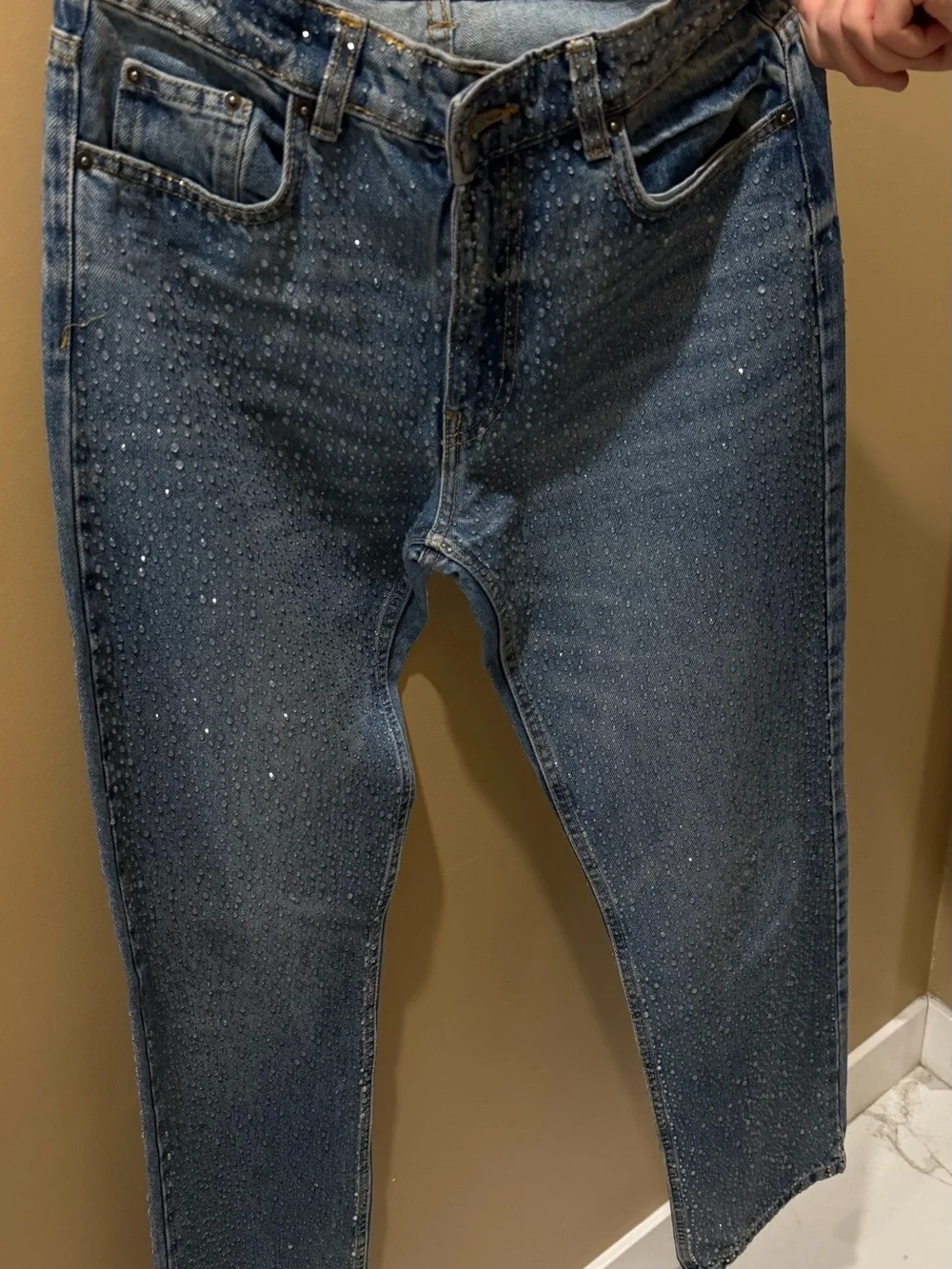 Zara Women's Skinny Jeans in Blue with Subtle Rhinestone Detail